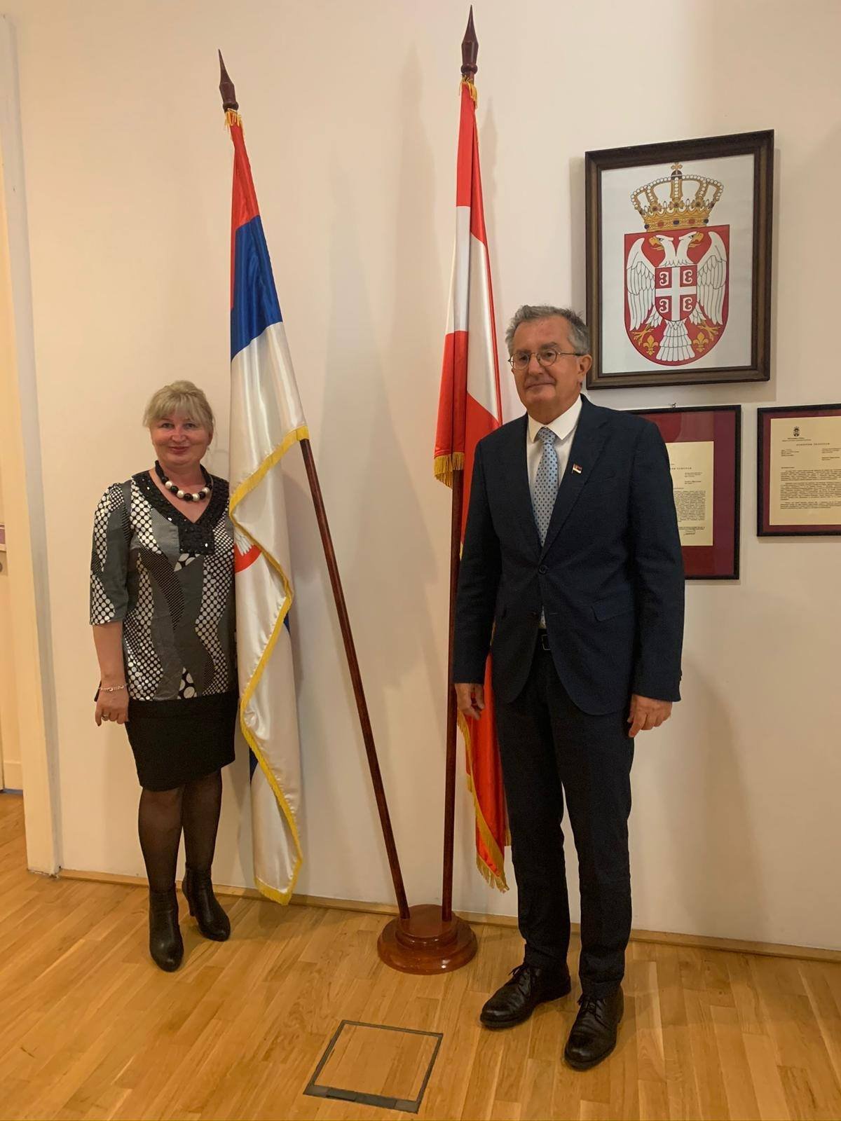 Амбасадор Родић  овенчан наградом „Мина Караџић“